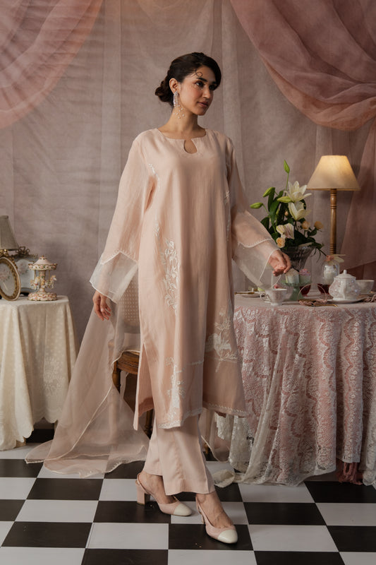 Loom Whisper Kurta Set